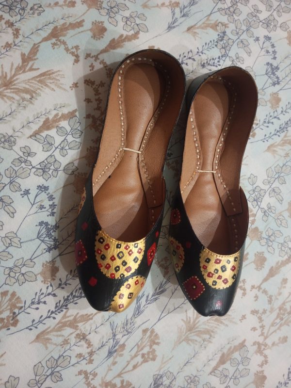 Chunri Style Khussa