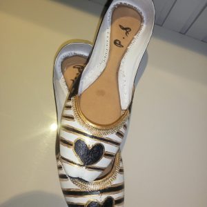 Stripe Heart Khussa