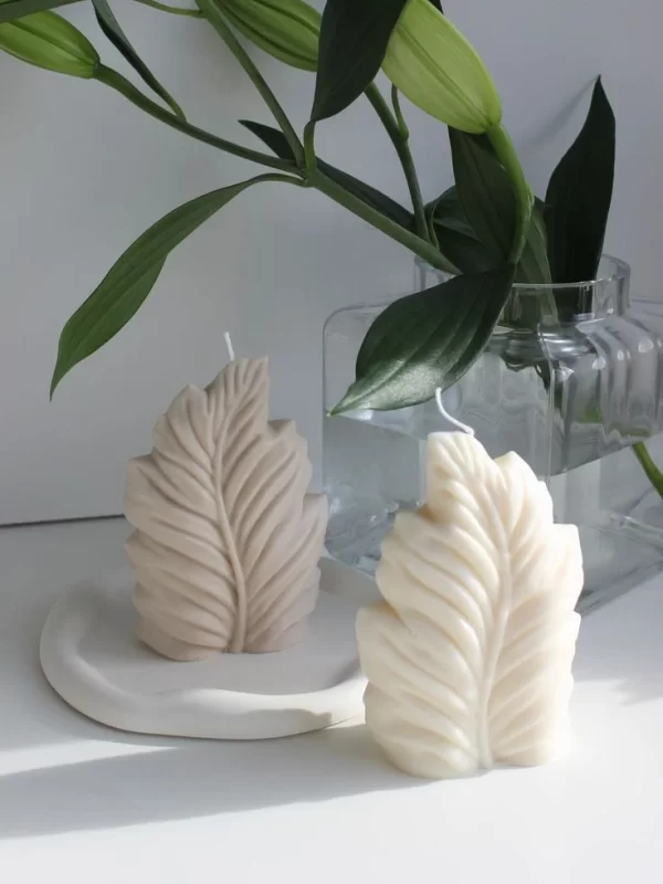 BUMBLEBERRY-LEAF-CANDLE