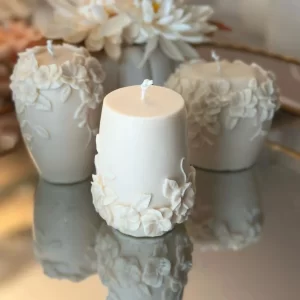 EMBOSSED-FLORAL-CANDLE
