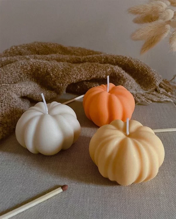 PUMPKIN-CANDLE