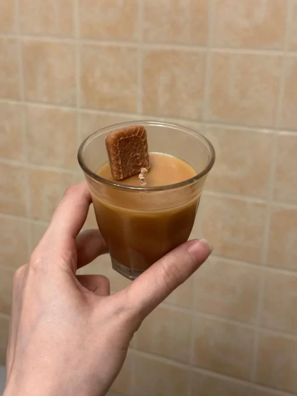 chai-biscuit-candle