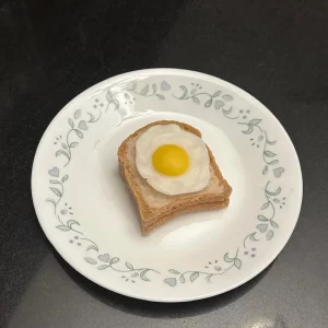 egg-and-toast-candle